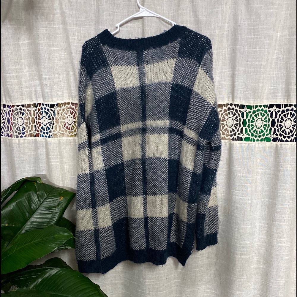 Plaid Sweater - Picture 3 of 3